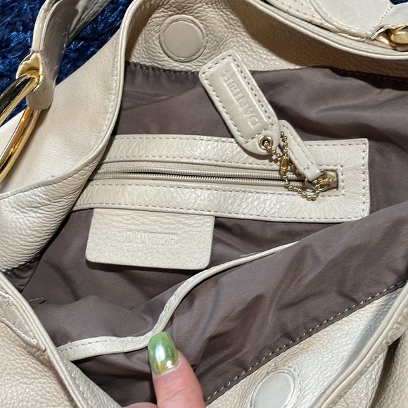 Danier Leather Purse - Picture 7 of 8